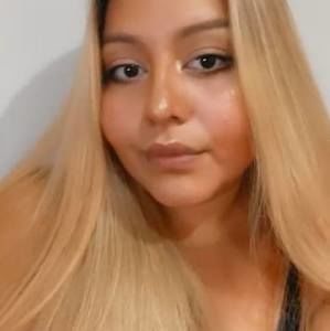 Meet your Posher, Jasmine